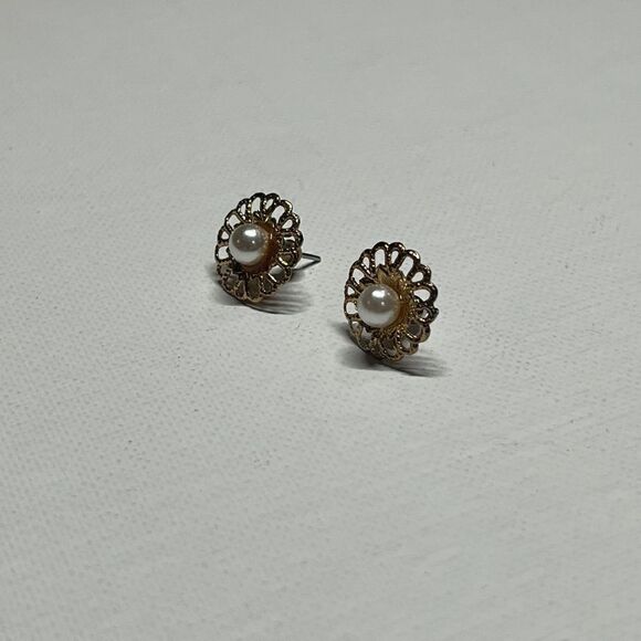 Vintage Gold-tone Stud Earrings with Faux Pearl - Picture 2 of 7